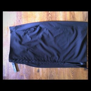 Lacing detail pencil skirt